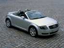 Audi: TT Roadster
